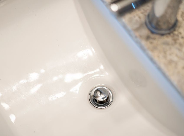 Bathroom sink